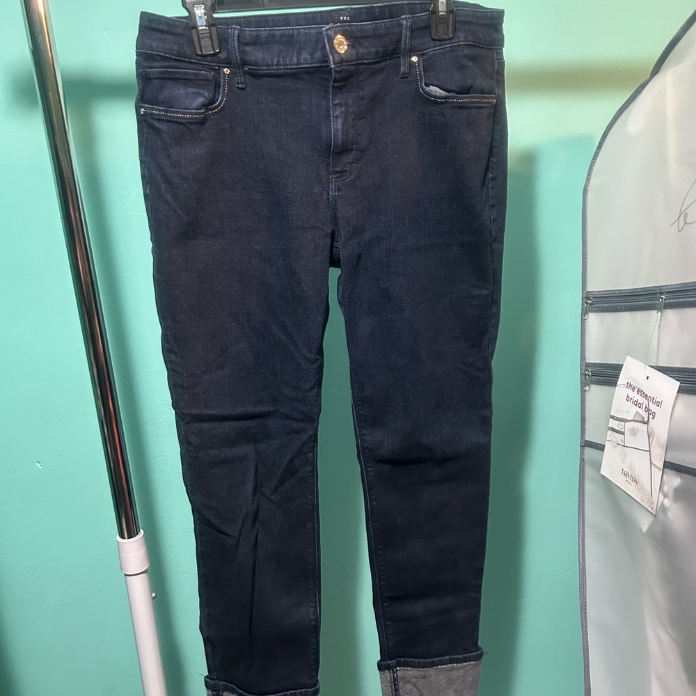 White House black market slim ankle 10